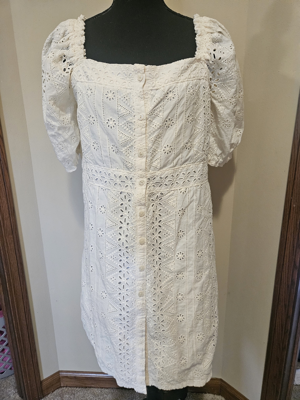 Spartina 449 White Eyelet Button-Front Square Neck Dress Sz. XL